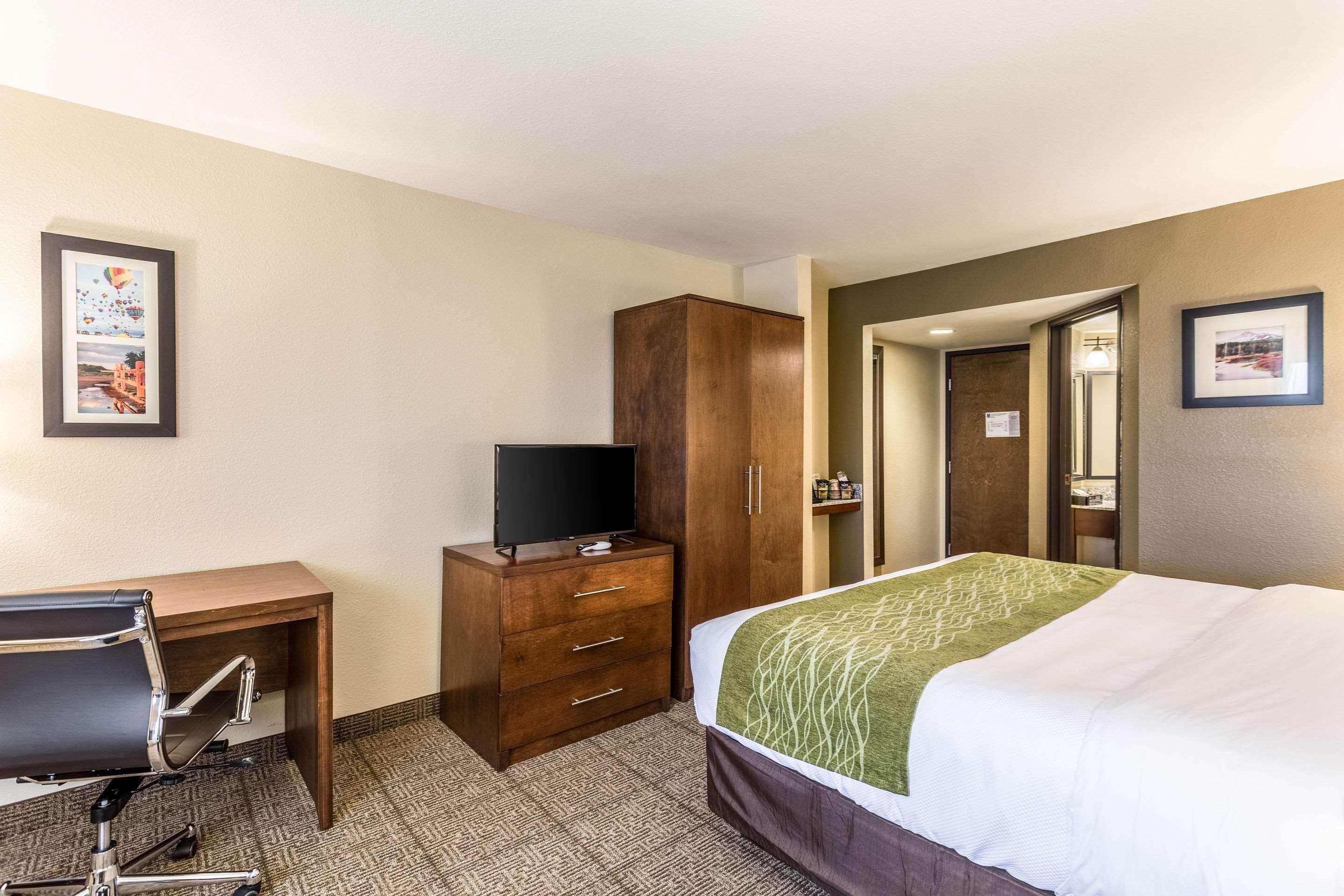 Comfort Inn & Suites Albuquerque Downtown Екстер'єр фото