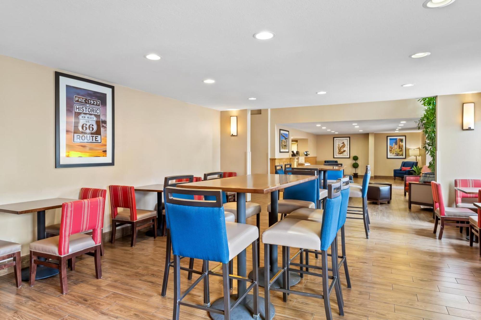 Comfort Inn & Suites Albuquerque Downtown Екстер'єр фото