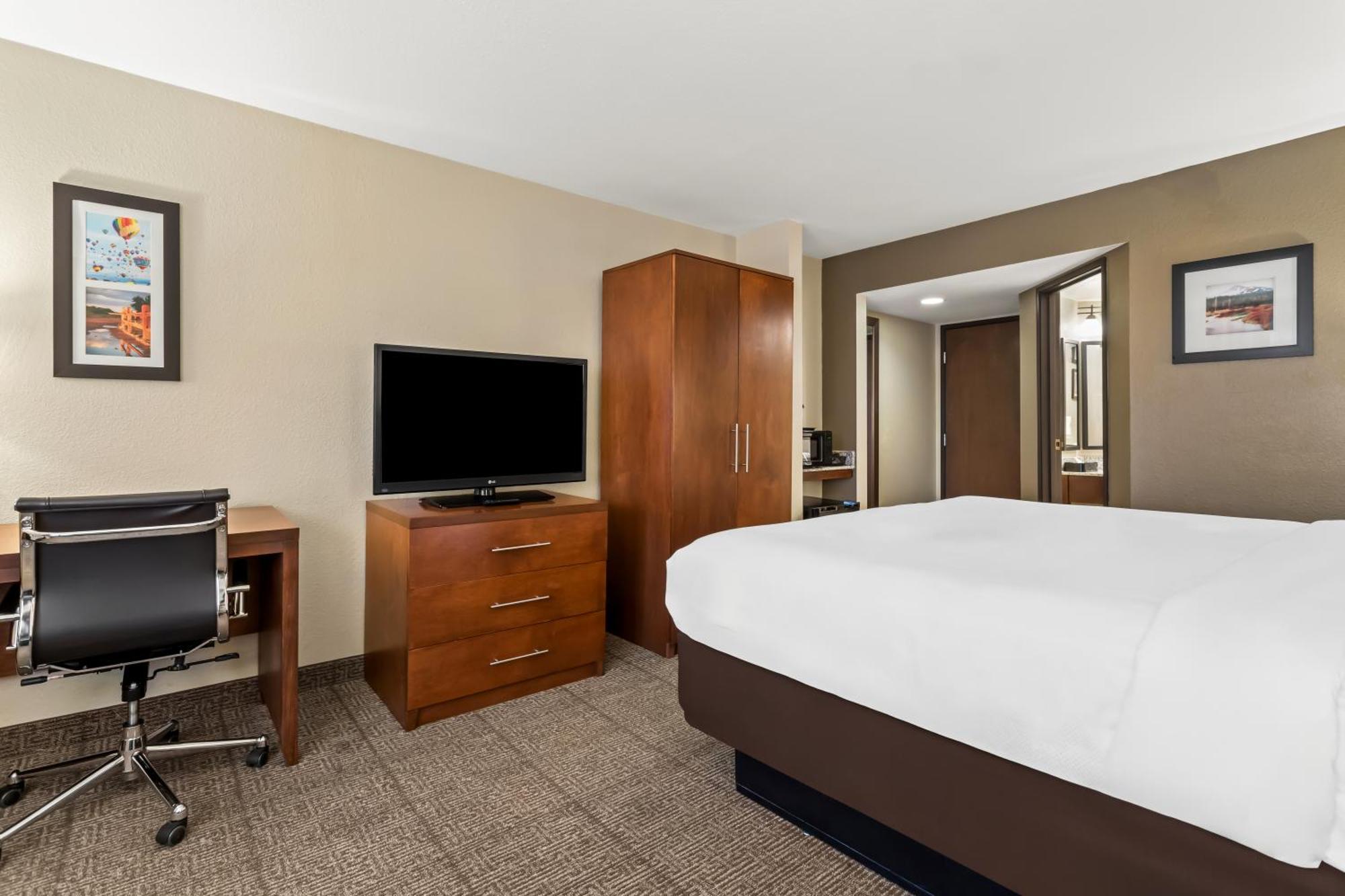 Comfort Inn & Suites Albuquerque Downtown Екстер'єр фото
